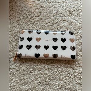 Harrods White and Black Heart Wallet